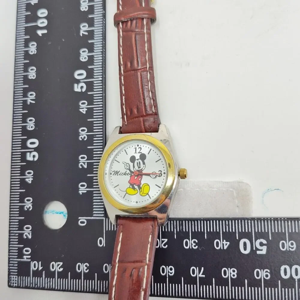 Disney Mickey Mouse Analog Watch Silver/Gold Face
